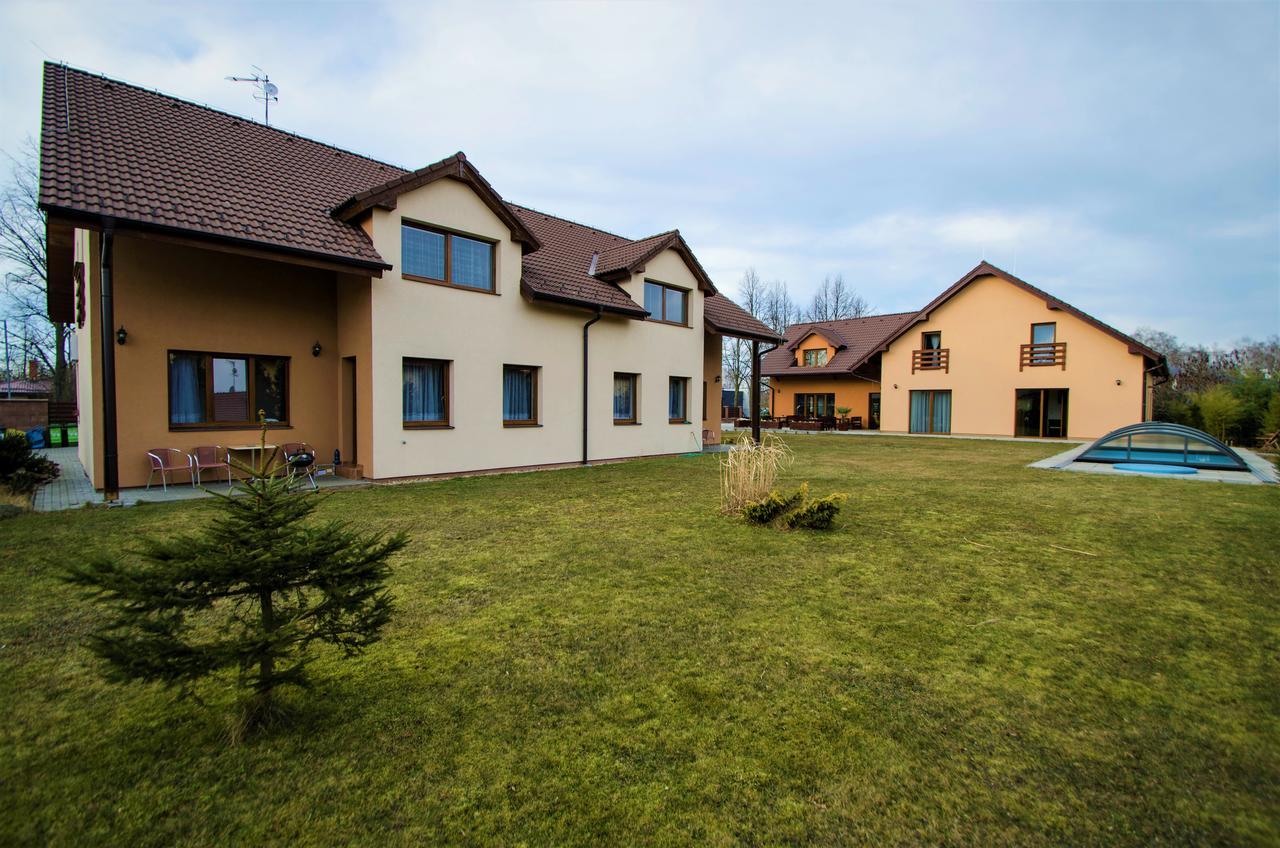 Penzion Na Americe Nové Jirny Exterior foto